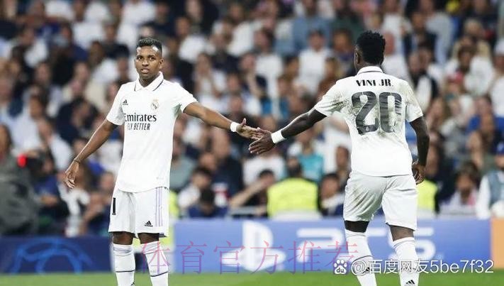 世体- 相比离开 阿森西奥和塞巴略斯都更接近留皇马